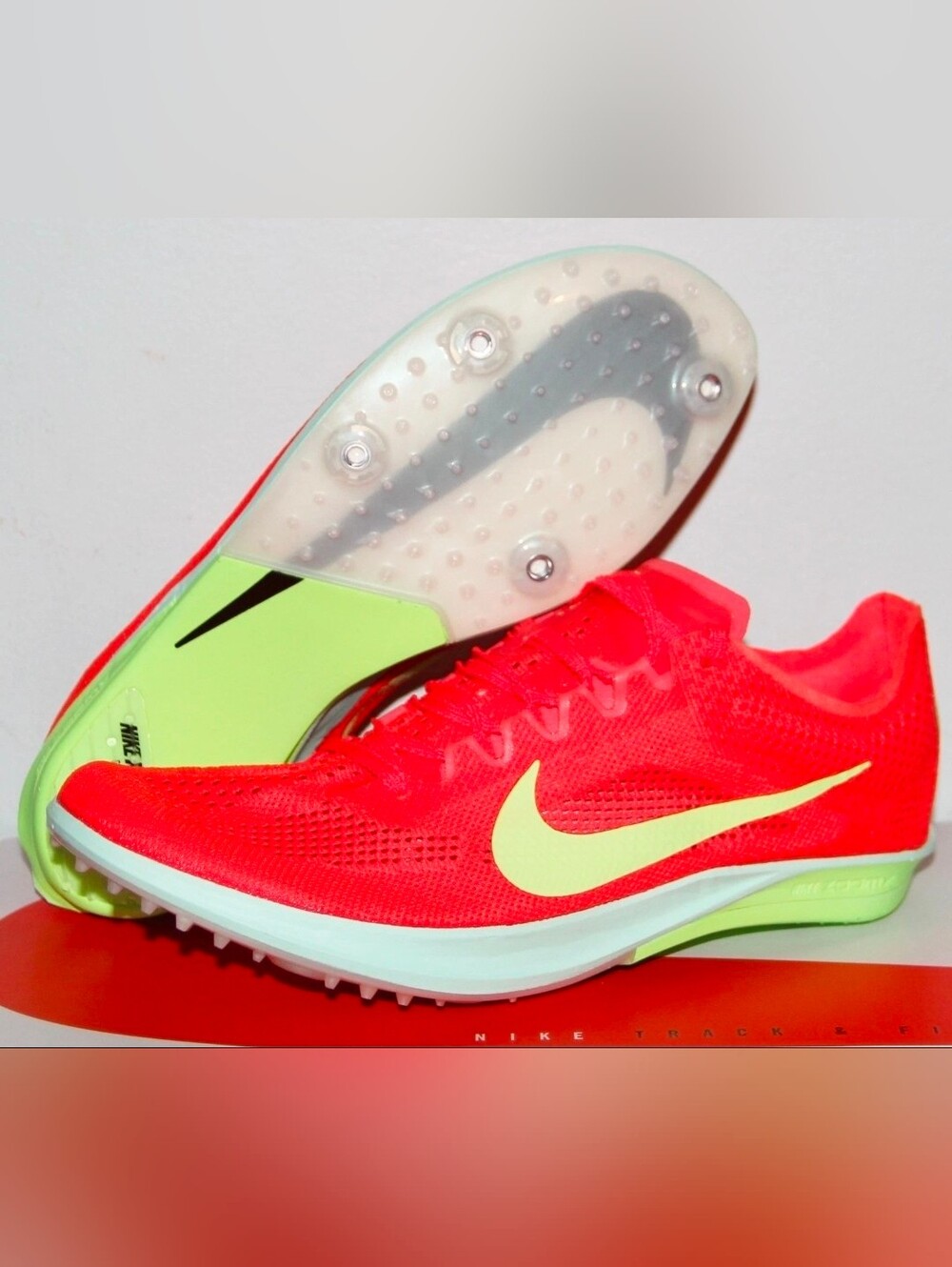 NWOB Nike ZoomX Dragonfly 2 Bright FD8413-600 Men’s Spikes W. Bag